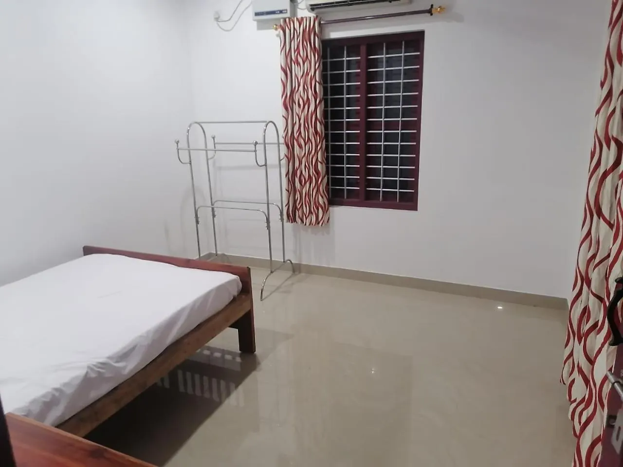 Thiruvonam Homestay Varkala 0*,  India